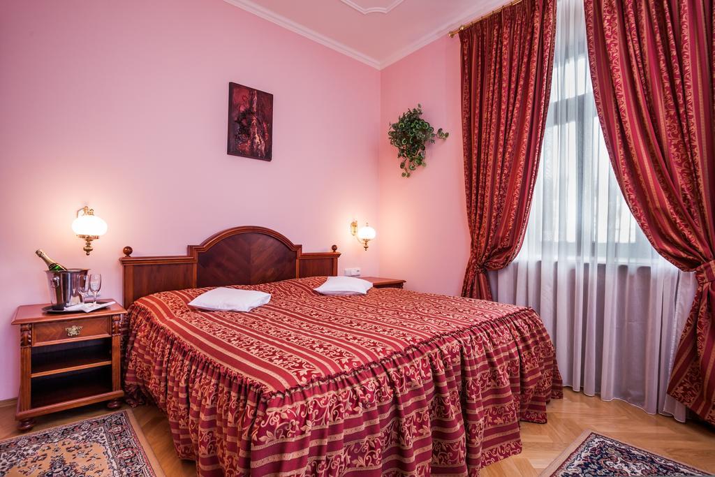 Hotel Jelinkova Vila Velke Mezirici Room photo