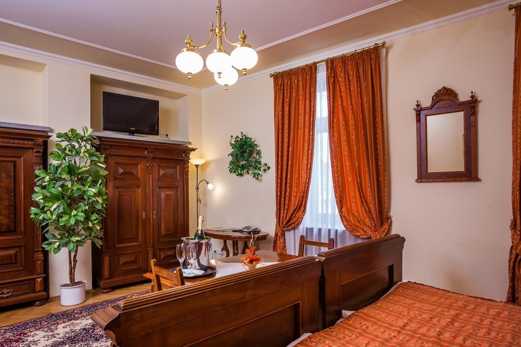 Hotel Jelinkova Vila Velke Mezirici Room photo